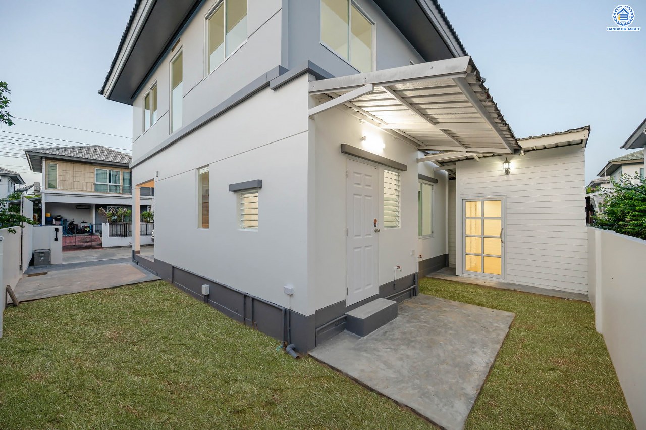 บ้านมือสองตกแต่งใหม่ สังคมคุณภาพแบรนด์ LH โครงการ อินนิซิโอ2 ปิ่นเกล้า-วงแหวน เนื้อที่ 50.3 ตร.ว. ฟังก์ชัน 3 ห้องนอน 2 ห้องน้ำ 1 ห้องอเนกประสงค์ จอดรถได้ 2 คัน บนทำเลศักยภาพ เดินทางสะดวก เชื่อมต่อทั้งปิ่นเกล้า-ศาลายา ใกล้เซ็นทรัลเวสต์เกต รถไฟฟ้าสายสีม่วง "สถานีตลาดบางใหญ่" และทางด่วน "กาญจนาภิเษก"...